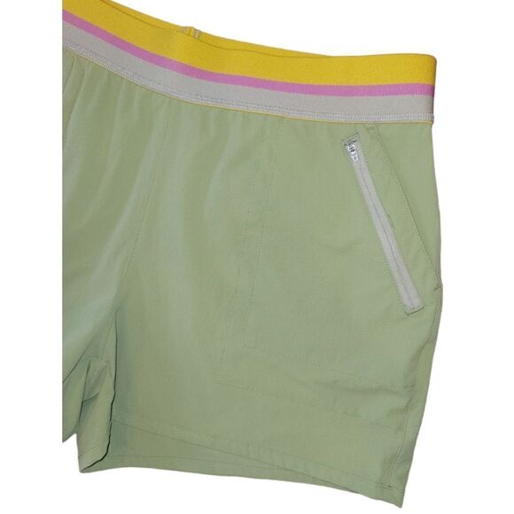 NWOT Orvis Sage Green Athletic Casual Outdoor Shorts Elastic Waist M - Picture 3 of 14